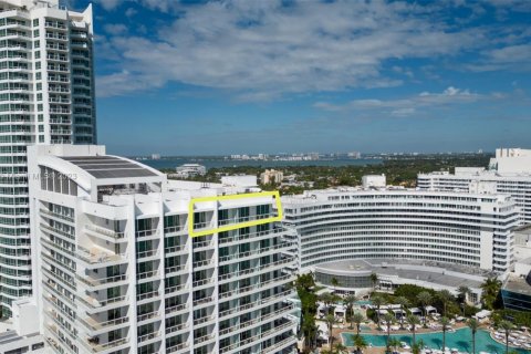 Condominio en venta en Miami Beach, Florida, 4 dormitorios, 299.24 m2 № 2039660 - foto 3