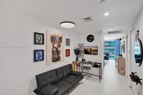 Снять в аренду кондоминиум в Майами, Флорида 1 спальня, 60.29м2, № 2005057 - фото 3