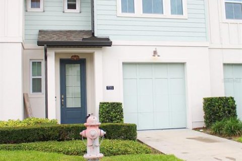 Townhouse in Davenport, Florida 3 bedrooms, 149.48 sq.m. № 1787335 - photo 1