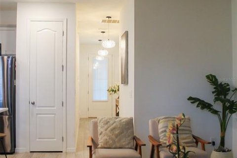 Townhouse in Davenport, Florida 3 bedrooms, 149.48 sq.m. № 1787335 - photo 6