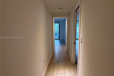 Condo in Miami, Florida, 1 bedroom  № 2010373 - photo 14