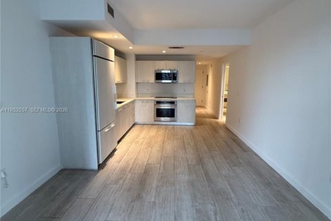 Condo in Miami, Florida, 1 bedroom  № 2010373 - photo 20