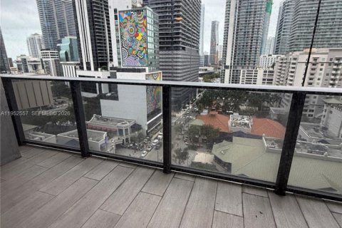 Condo in Miami, Florida, 1 bedroom  № 2010373 - photo 13