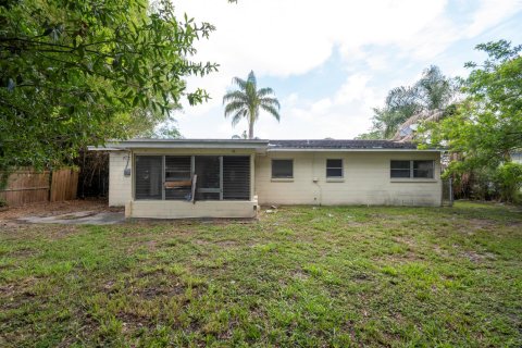 House in Port St. Lucie, Florida 2 bedrooms, 80.27 sq.m. № 2083468 - photo 29