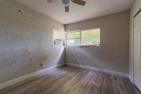 House in Port St. Lucie, Florida 2 bedrooms, 80.27 sq.m. № 2083468 - photo 24