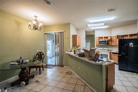 Villa ou maison à vendre à Kissimmee, Floride: 4 chambres, 175.86 m2 № 2137198 - photo 8