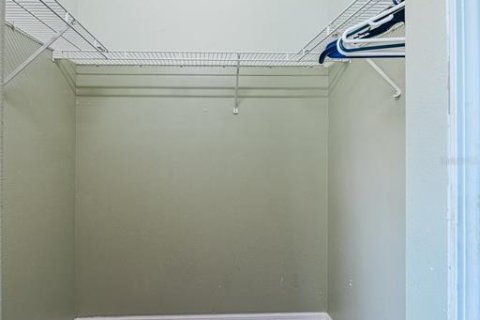 Villa ou maison à vendre à Kissimmee, Floride: 4 chambres, 175.86 m2 № 2137198 - photo 21