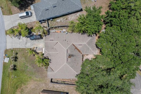Villa ou maison à vendre à Kissimmee, Floride: 4 chambres, 175.86 m2 № 2137198 - photo 5