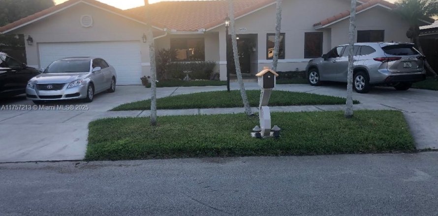 Casa en Miami, Florida 4 dormitorios, 191.47 m2 № 1503362