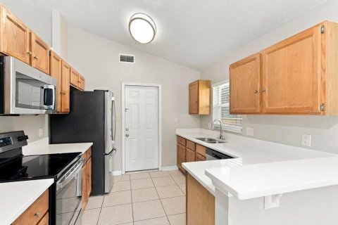 Villa ou maison à louer à Orlando, Floride: 3 chambres, 122.07 m2 № 2406572 - photo 7