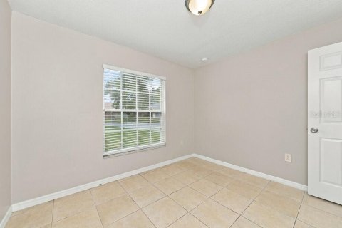 Villa ou maison à louer à Orlando, Floride: 3 chambres, 122.07 m2 № 2406572 - photo 13