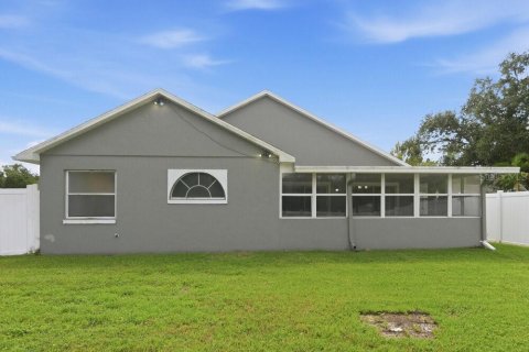 Villa ou maison à louer à Orlando, Floride: 3 chambres, 122.07 m2 № 2406572 - photo 16