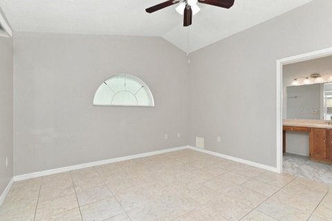 Villa ou maison à louer à Orlando, Floride: 3 chambres, 122.07 m2 № 2406572 - photo 11