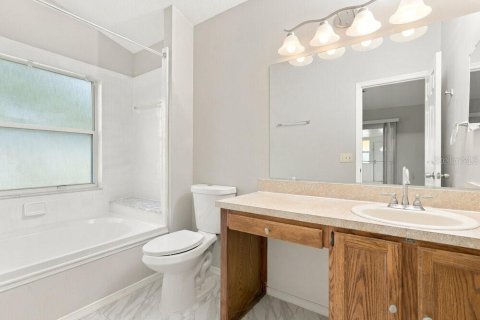 Villa ou maison à louer à Orlando, Floride: 3 chambres, 122.07 m2 № 2406572 - photo 12