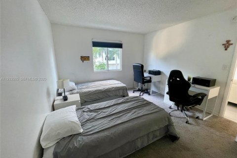 Condominio en alquiler en Miami Beach, Florida, 2 dormitorios, 91.97 m2 № 1991822 - foto 21