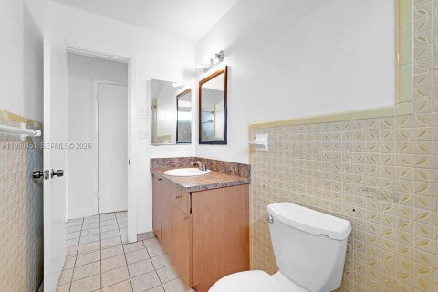 Снять в аренду квартиру в Холливуд, Флорида 1 спальня, 83.61м2, № 2091246 - фото 25