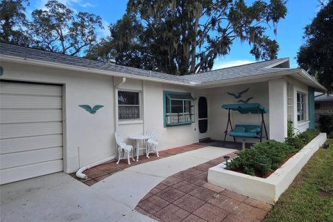 House in Port Richey, Florida 2 bedrooms, 103.31 sq.m. № 2368869 - photo 20
