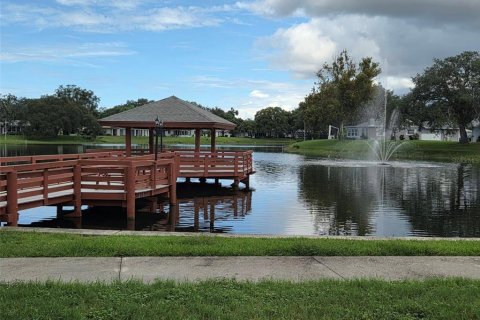 House in Port Richey, Florida 2 bedrooms, 103.31 sq.m. № 2368869 - photo 24