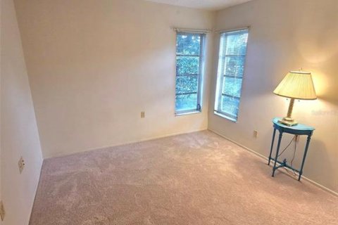 House in Port Richey, Florida 2 bedrooms, 103.31 sq.m. № 2368869 - photo 15
