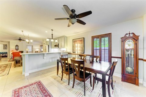 Villa ou maison à vendre à Sarasota, Floride: 3 chambres, 141.58 m2 № 1821460 - photo 8