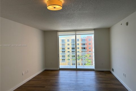 Condominio en venta en Aventura, Florida, 1 dormitorio, 77.57 m2 № 2076905 - foto 2