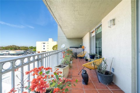 Copropriété à vendre à Miami, Floride: 2 chambres, 95.69 m2 № 2084281 - photo 5