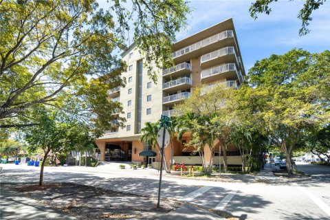 Copropriété à vendre à Miami, Floride: 2 chambres, 95.69 m2 № 2084281 - photo 26