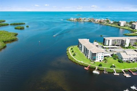 Condominio en alquiler en Port Richey, Florida, 2 dormitorios, 95.22 m2 № 1589672 - foto 3