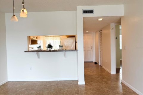 Condominio en alquiler en Port Richey, Florida, 2 dormitorios, 95.22 m2 № 1589672 - foto 30