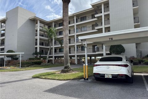 Condominio en alquiler en Port Richey, Florida, 2 dormitorios, 95.22 m2 № 1589672 - foto 5