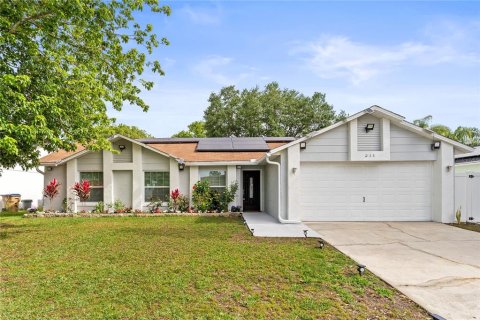 House in Kissimmee, Florida 3 bedrooms, 132.11 sq.m. № 1625391 - photo 1