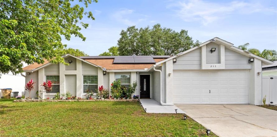 House in Kissimmee, Florida 3 bedrooms, 132.11 sq.m. № 1625391