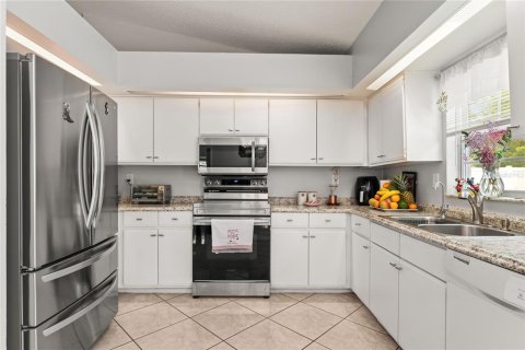 House in Kissimmee, Florida 3 bedrooms, 132.11 sq.m. № 1625391 - photo 8