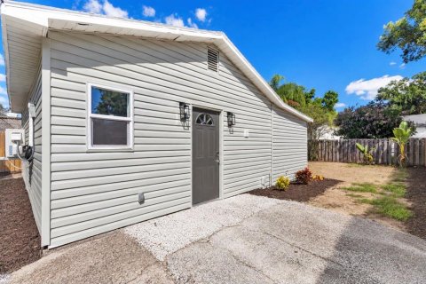 Villa ou maison à vendre à Tampa, Floride: 3 chambres, 100.33 m2 № 2418537 - photo 24