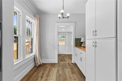 Villa ou maison à vendre à Tampa, Floride: 3 chambres, 100.33 m2 № 2418537 - photo 13