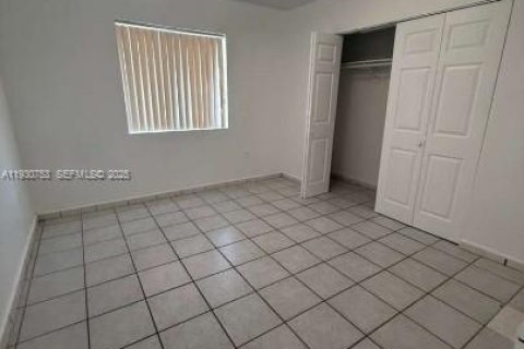 Снять в аренду кондоминиум в Майами, Флорида 2 спальни, 80.64м2, № 1989491 - фото 8