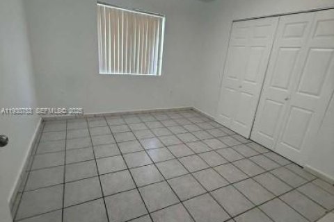 Снять в аренду кондоминиум в Майами, Флорида 2 спальни, 80.64м2, № 1989491 - фото 6