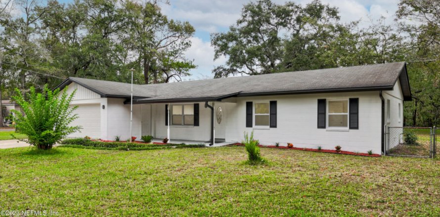 House in Jacksonville, Florida 4 bedrooms, 155.89 sq.m. № 847779