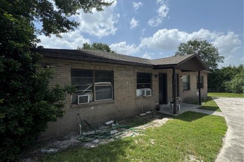 Immobilier commercial à vendre à Lakeland, Floride: 8 chambres, 315.87 m2 № 2197655 - photo 2