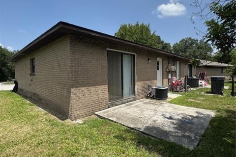 Immobilier commercial à vendre à Lakeland, Floride: 8 chambres, 315.87 m2 № 2197655 - photo 3