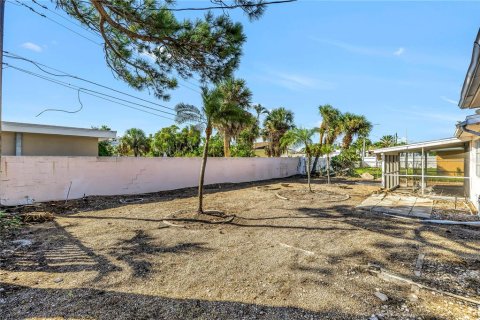 Casa en venta en Saint Pete Beach, Florida, 2 dormitorios, 97.45 m2 № 2386634 - foto 7