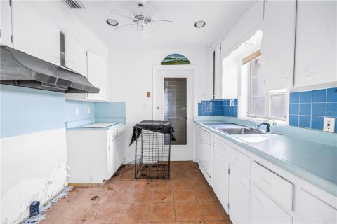 Casa en venta en Saint Pete Beach, Florida, 2 dormitorios, 97.45 m2 № 2386634 - foto 19