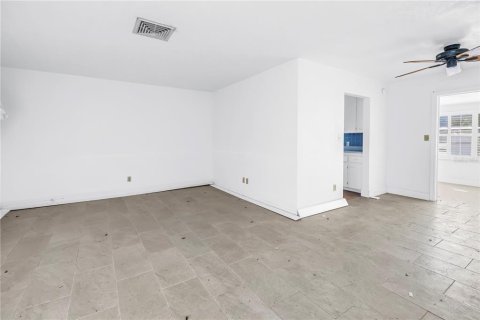 Casa en venta en Saint Pete Beach, Florida, 2 dormitorios, 97.45 m2 № 2386634 - foto 14
