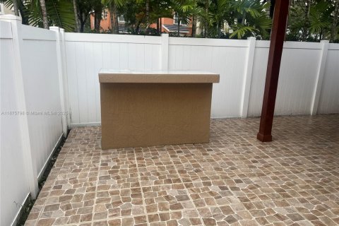 House in Miramar, Florida 3 bedrooms № 1926518 - photo 18
