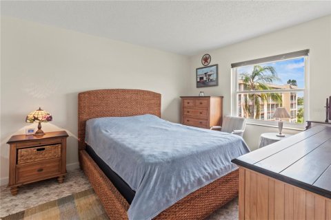 Condo in Bradenton, Florida, 2 bedrooms  № 1876461 - photo 14