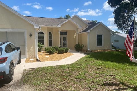 Casa en venta en Ocala, Florida, 3 dormitorios, 149.67 m2 № 1839766 - foto 1