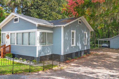 House in DeLand, Florida 2 bedrooms, 87.98 sq.m. № 2122160