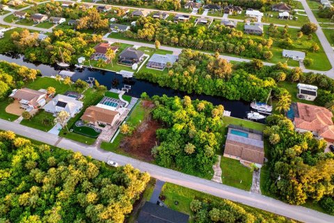 Terreno en venta en Port Charlotte, Florida № 1902293 - foto 9