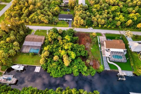 Terreno en venta en Port Charlotte, Florida № 1902293 - foto 6