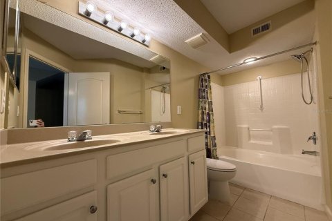 Condo in Orlando, Florida, 3 bedrooms  № 1787564 - photo 21